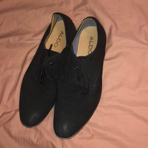 Black Aldo dress shoes